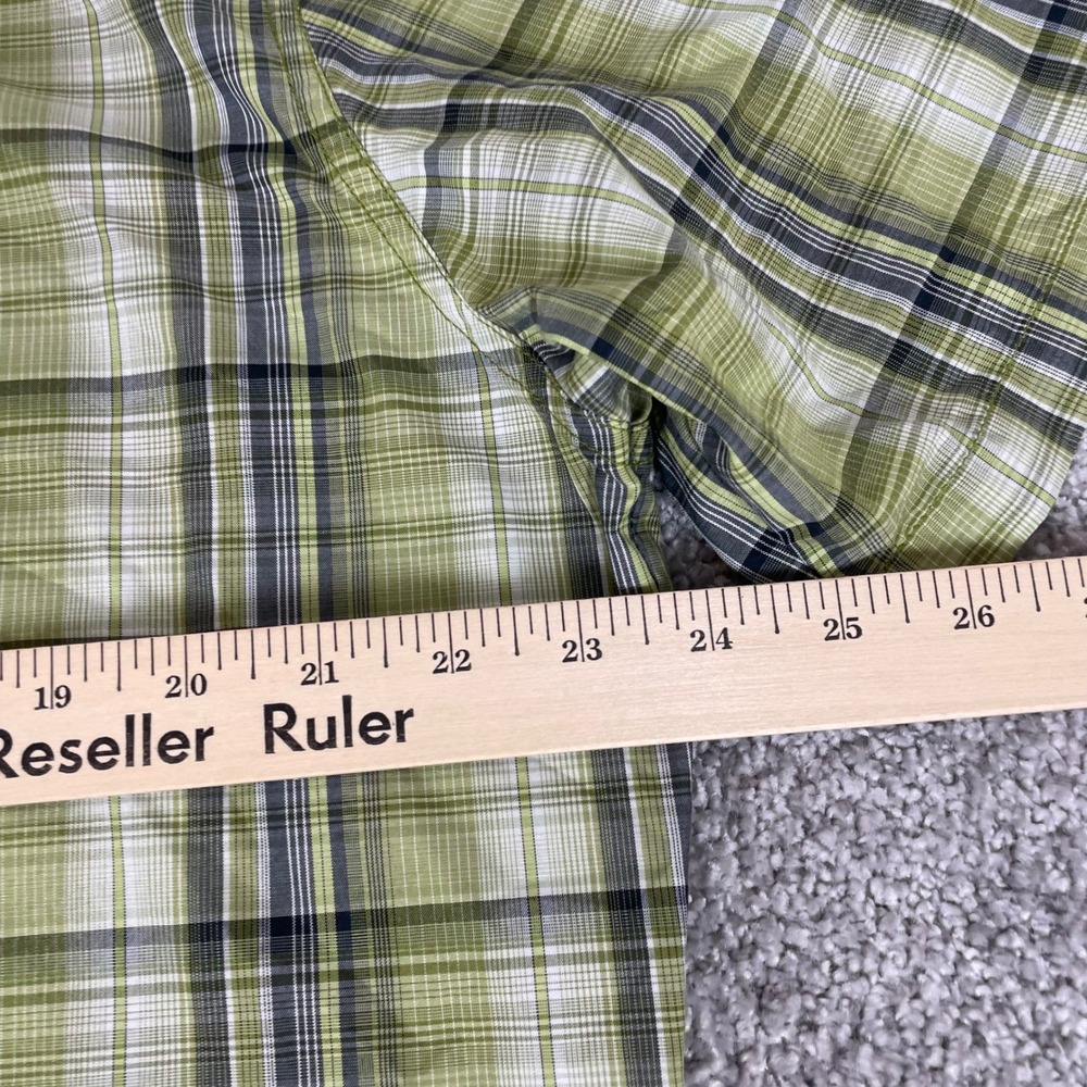 Kuhl Button Down Shirt Mens Large Eluxor Plaid Short Sleeve Green Hiking Trail - Picture 11 of 12